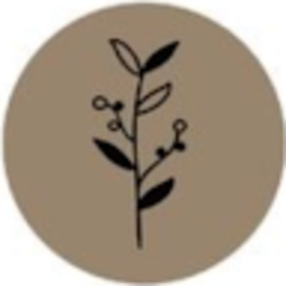 Meet your Posher, Lily - Picture 1 of 1